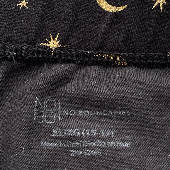 No Boundaries size Xl black leggings with gold metallic moons & stars EUC - Picture 10 of 11